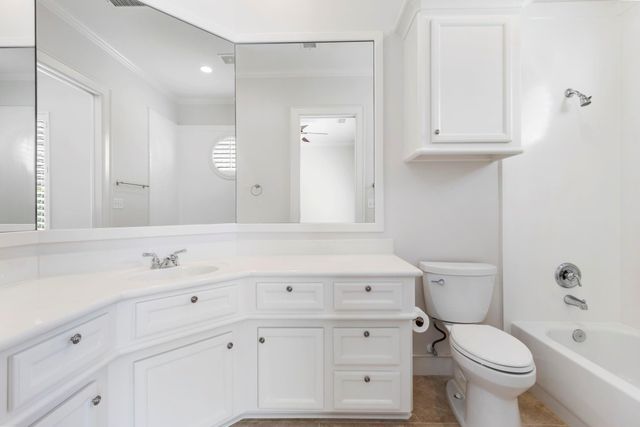 7002 Briton Centre Court, Houston, TX 77069