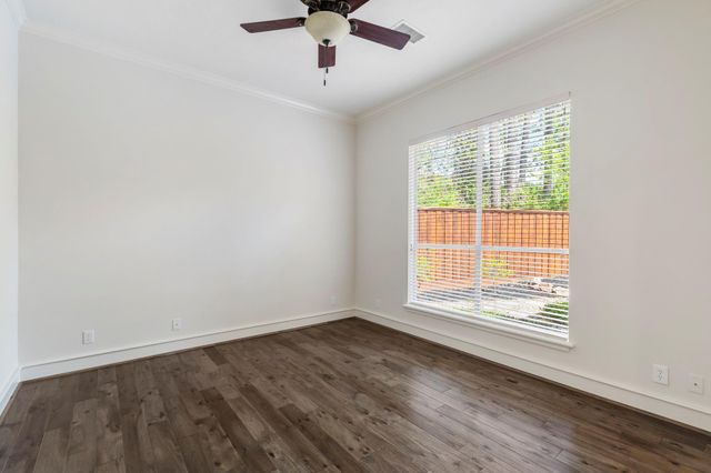 7002 Briton Centre Court, Houston, TX 77069