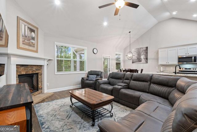 245 Hospital Road, Commerce, GA 30529