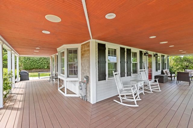 72 Kirk Cir, Plymouth, MA 02360