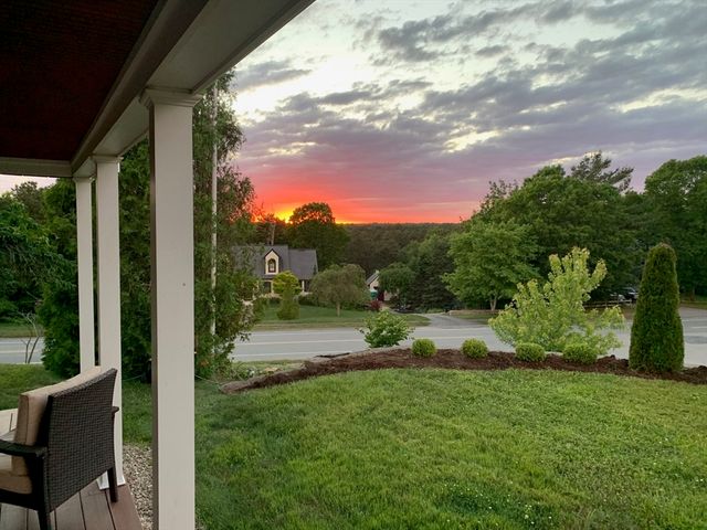 72 Kirk Cir, Plymouth, MA 02360