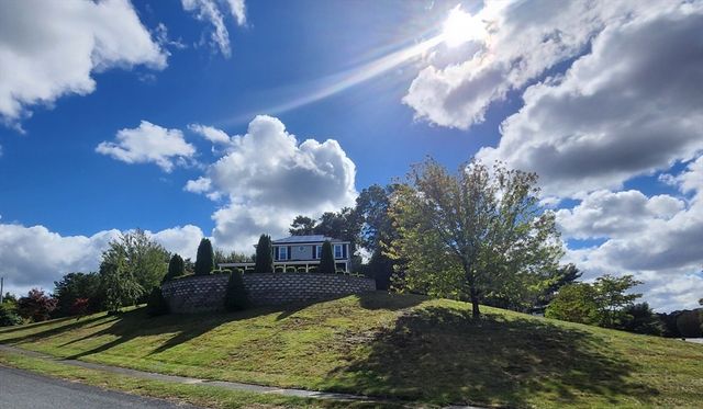 72 Kirk Cir, Plymouth, MA 02360