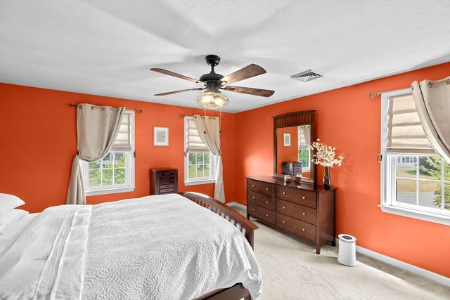 72 Kirk Cir, Plymouth, MA 02360