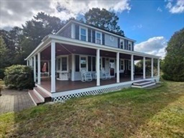 72 Kirk Cir, Plymouth, MA 02360