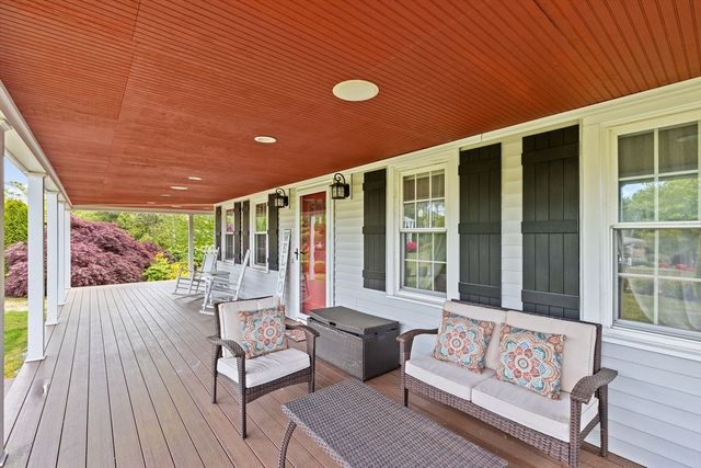 72 Kirk Cir, Plymouth, MA 02360