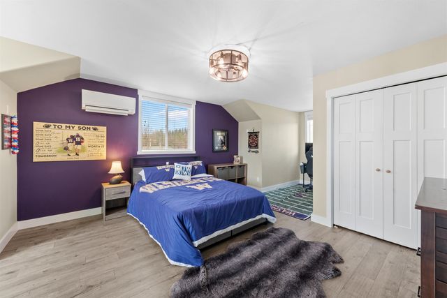 6625 N Long Lake Dr, Nine Mile Falls, WA 99026