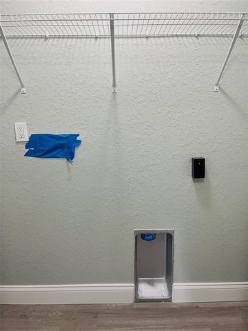 1433 AMOS AVENUE, Lakeland, FL 33805