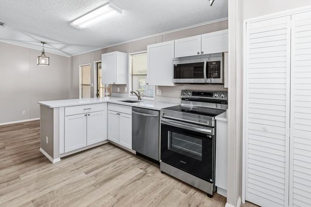 2828 SW Toronado Trail, Stuart, FL 34997