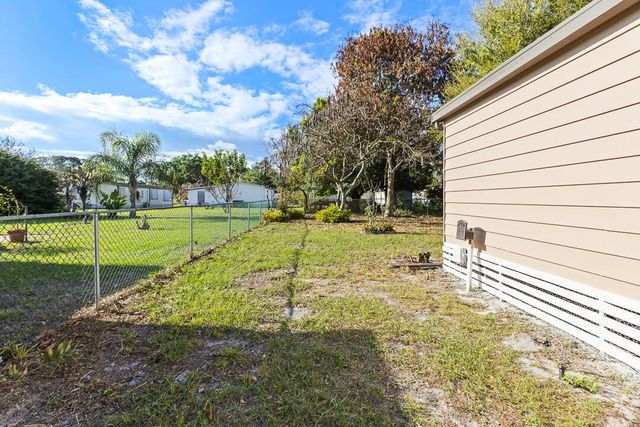 2828 SW Toronado Trail, Stuart, FL 34997
