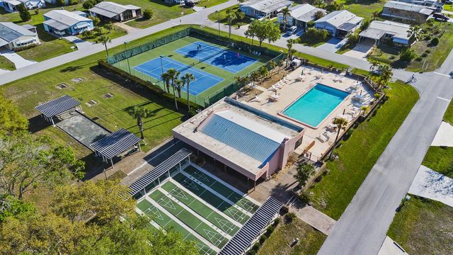 2828 SW Toronado Trail, Stuart, FL 34997