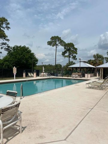 2828 SW Toronado Trail, Stuart, FL 34997