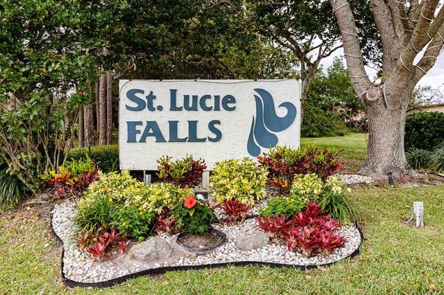 2828 SW Toronado Trail, Stuart, FL 34997