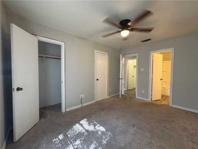 2116 Hidden Hollow Circle A, Bryan, TX 77807