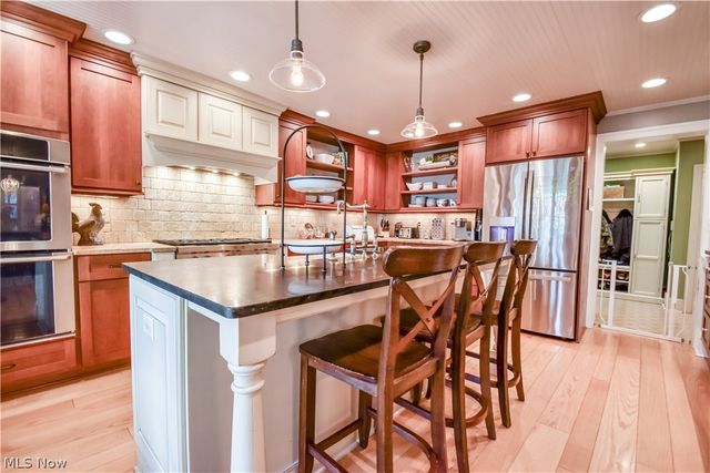 13354 Aquilla Road, Chardon, OH 44024
