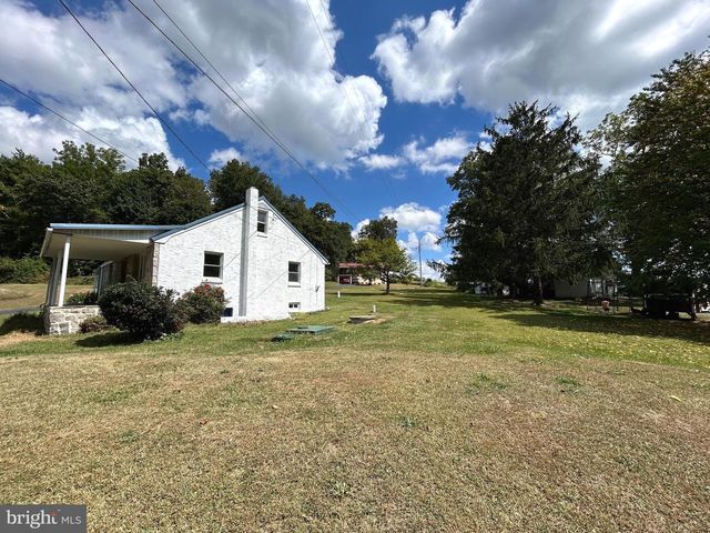 28 SEIDEL RD, Reading, PA 19606