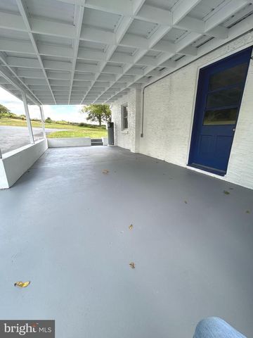 28 SEIDEL RD, Reading, PA 19606