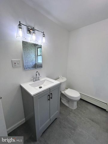 28 SEIDEL RD, Reading, PA 19606