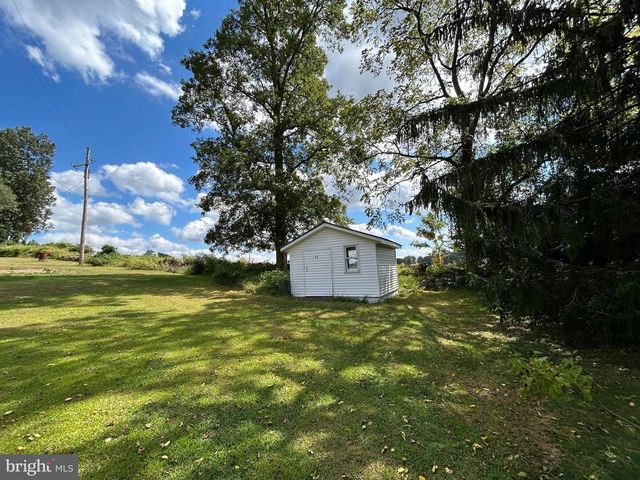 28 SEIDEL RD, Reading, PA 19606