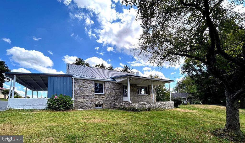 28 SEIDEL RD, Reading, PA 19606