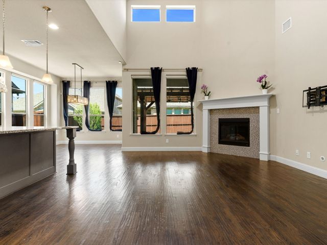 2703 Navarro Trail, Euless, TX 76039