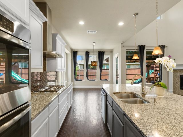 2703 Navarro Trail, Euless, TX 76039