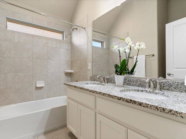 2703 Navarro Trail, Euless, TX 76039