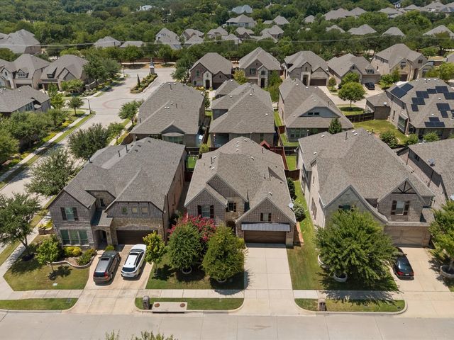 2703 Navarro Trail, Euless, TX 76039
