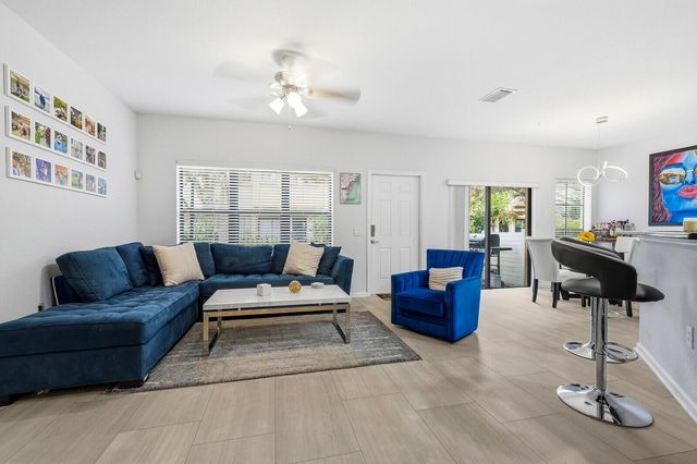 4742 Grand Cypress Circle N, Coconut Creek, FL 33073