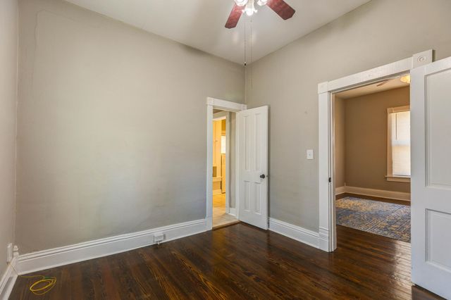 818 Gypsum Ave, Salina, KS 67401