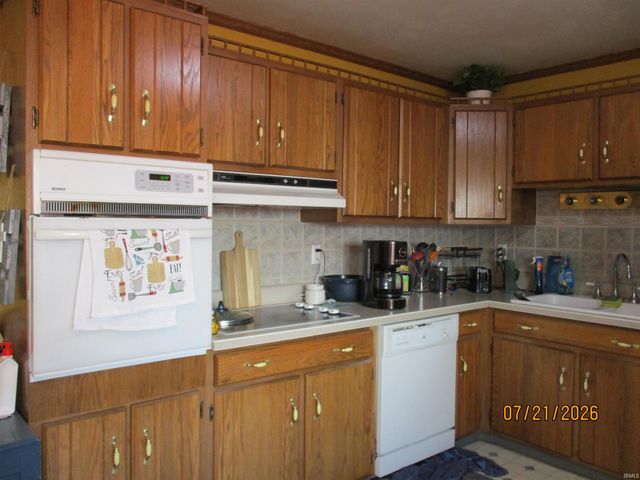 196 Home Avenue, Elkhart, IN 46516