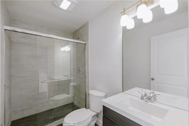 11510 Emelita Street, North Hollywood, CA 91601