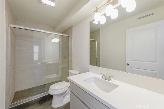 11510 Emelita Street, North Hollywood, CA 91601