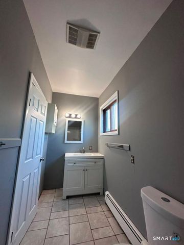 27 Lewis Street, Naugatuck, CT 06770