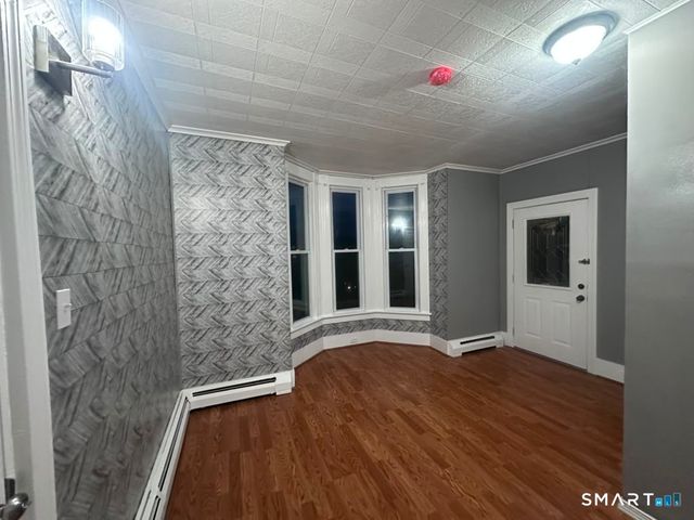 27 Lewis Street, Naugatuck, CT 06770