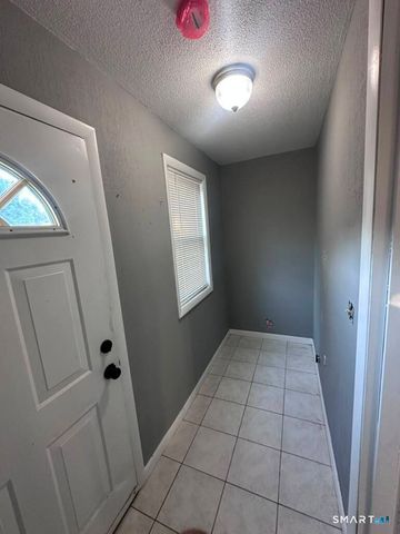 27 Lewis Street, Naugatuck, CT 06770