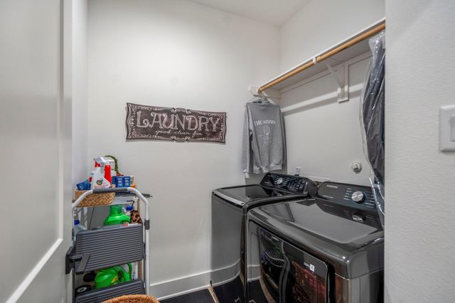 6405 Highland Pine Lane, Houston, TX 77091