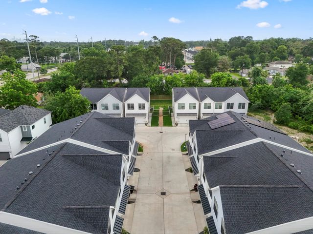 6405 Highland Pine Lane, Houston, TX 77091