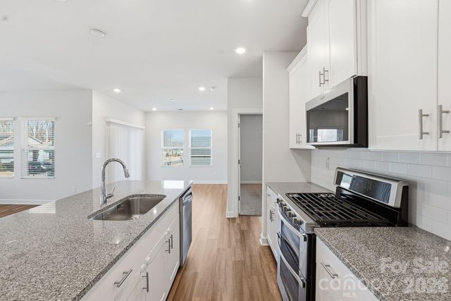 4526 Bright Road, Charlotte, NC 28214