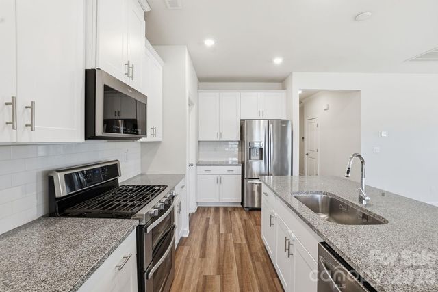 4526 Bright Road, Charlotte, NC 28214