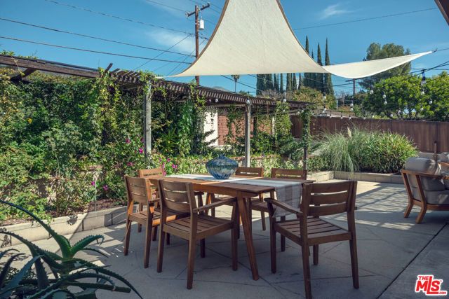 3325 Primavera Street, Pasadena, CA 91107