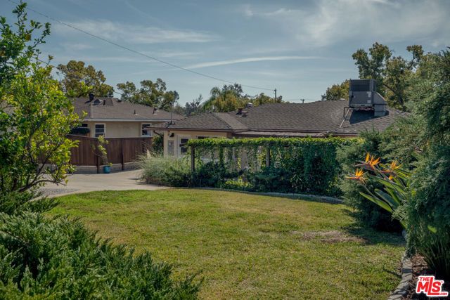 3325 Primavera Street, Pasadena, CA 91107