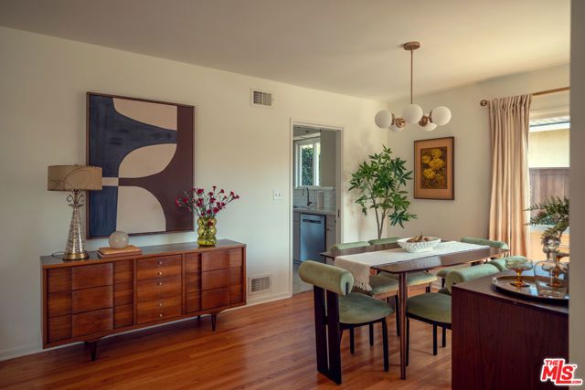 3325 Primavera Street, Pasadena, CA 91107