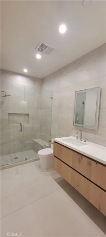 5061 Woodley, Encino, CA 91436