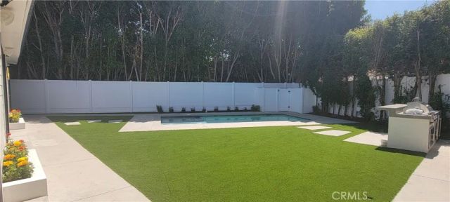 5061 Woodley, Encino, CA 91436
