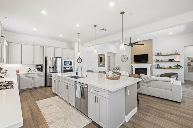 4971 Royal Lily Ave, Roseville, CA 95747