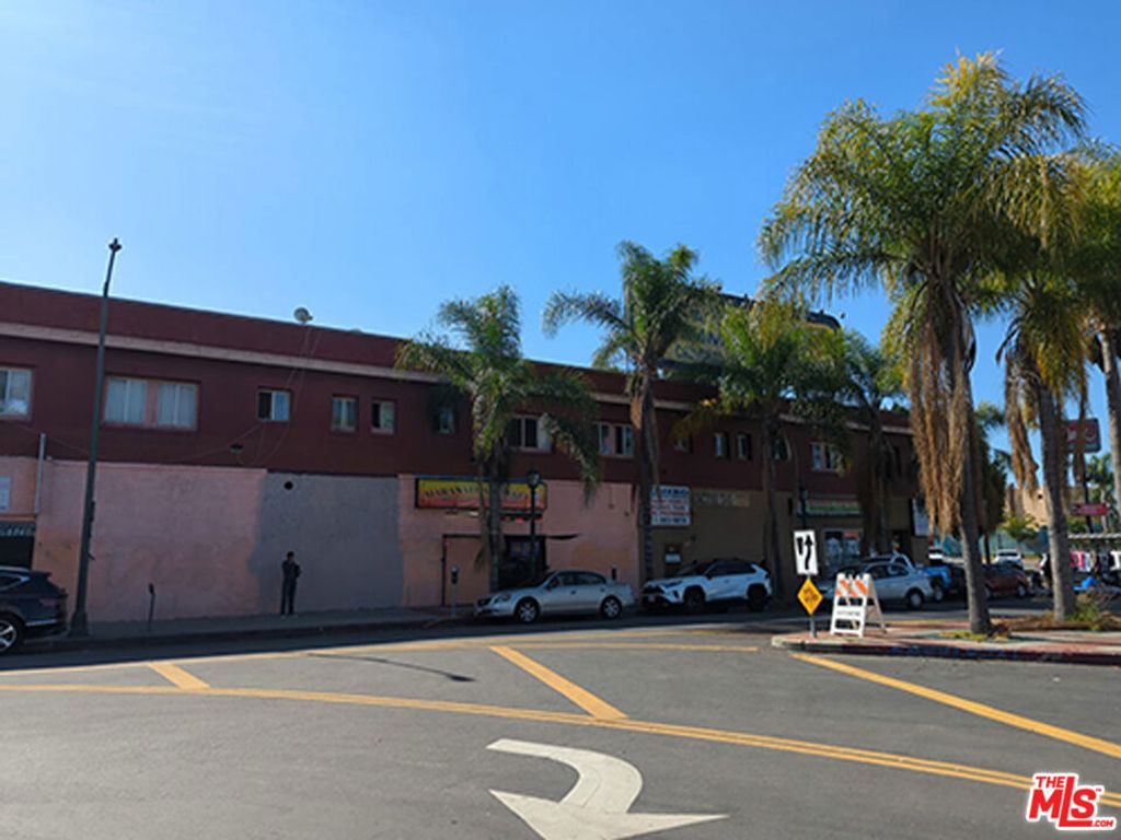 1250 & 1252 S Lake Street, Los Angeles, CA 90006 — photo 3