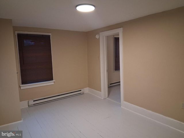 530 VIRGINIA AVE, Martinsburg, WV 25401