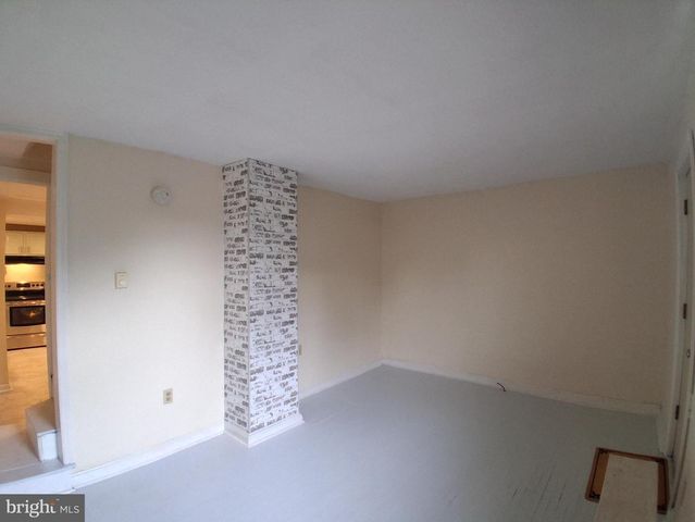 530 VIRGINIA AVE, Martinsburg, WV 25401