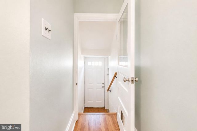 2471 RADCLIFFE AVE, Abington, PA 19001