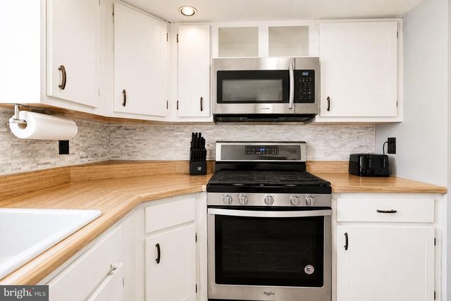 2471 RADCLIFFE AVE, Abington, PA 19001
